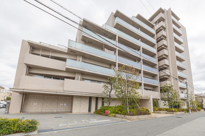 メイツブラン伊丹 外観