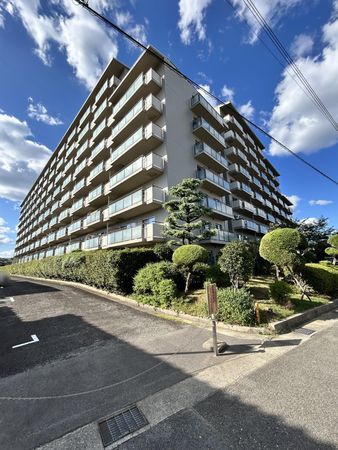 伊丹春日丘アーバンコンフォート A棟 外観