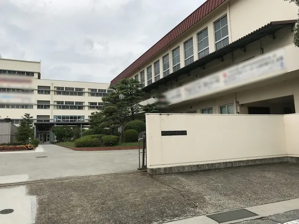 天王寺川中学校まで約1750ｍ
