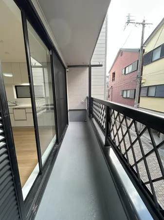 【バルコニー】