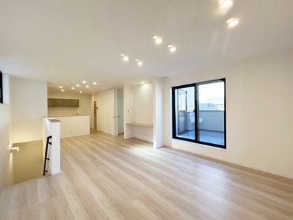 武庫川町 新築戸建 リビング