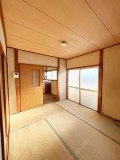 上鳴尾町 テラスハウス 室内