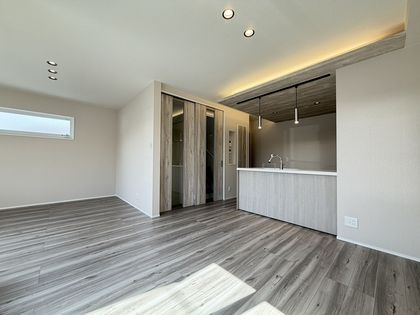 南甲子園2丁目 新築戸建 リビング