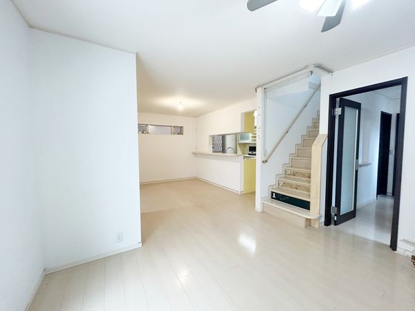 西宮市上田東町 中古戸建 リビング 西宮市上田東町 中古戸建 リビング