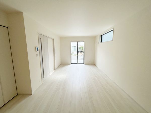 南甲子園2丁目 新築戸建3号棟 リビング
