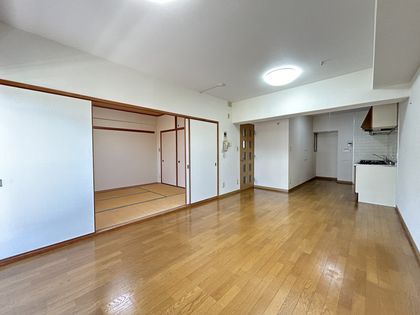 武庫川第2一番街 4号棟 リビング