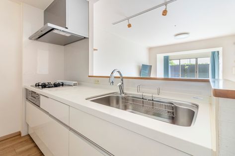 ロイヤルアーク甲子園フローレス キッチン