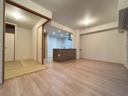 グランドパレス西宮武庫川 リビング