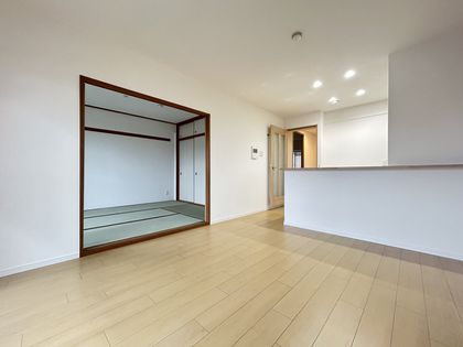 ユニライフ阪神杭瀬 リビング