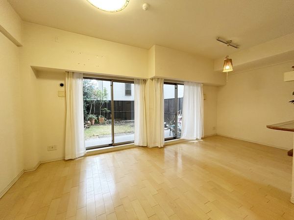 コスモ西宮フィールズ リビング コスモ西宮フィールズ リビング