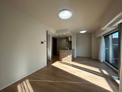 グランドパレス西宮武庫川 リビング