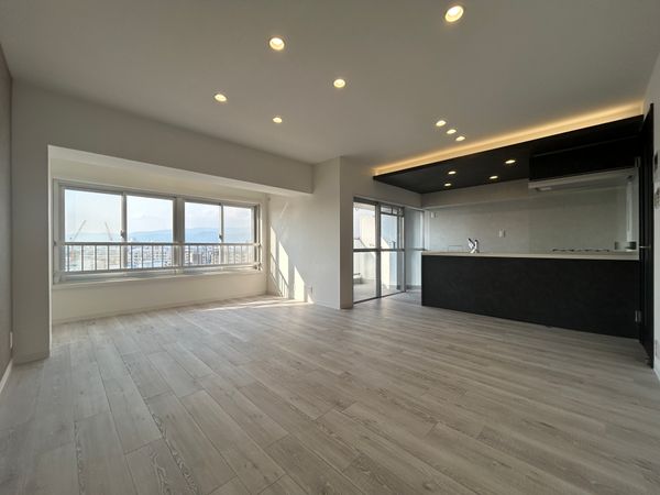 鳴尾小松住宅 A棟 リビング