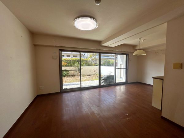 ローレルスクエア甲子園四番館 リビング