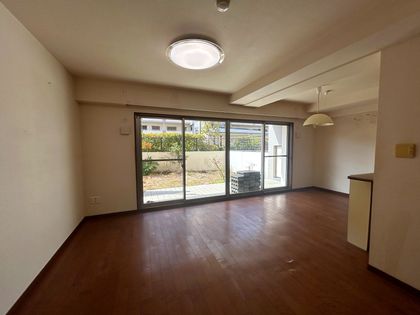 ローレルスクエア甲子園四番館 リビング