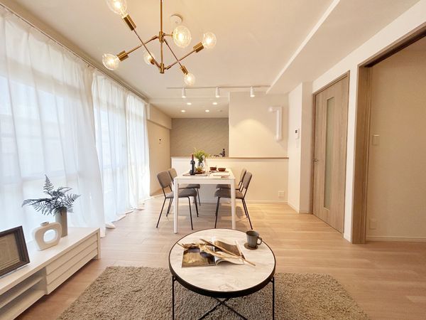 新甲子園マンション リビング