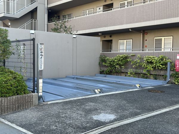 甲子園パークホームズけやきみち 駐車場 駐車場