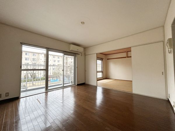 上田東町住宅 1号棟 リビング 上田東町住宅 1号棟 リビング