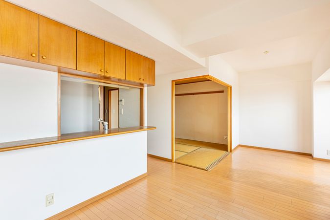 ディアステージ西宮綾羽町 リビング ディアステージ西宮綾羽町 リビング