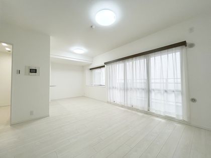 コート甲子園南2番館 リビング