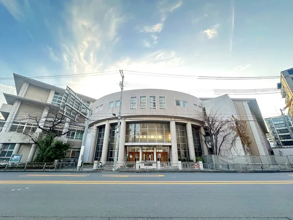 朱雀第一小学校