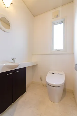 タンクレストイレ（2階部分）