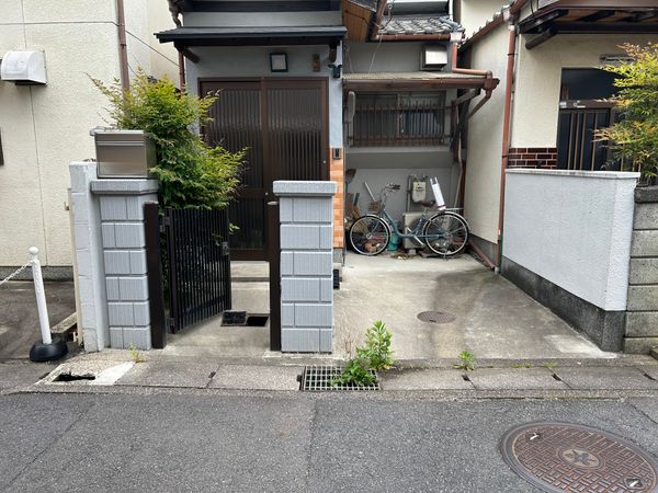 右京区太秦蜂岡町 前面道路含む外観 右京区太秦蜂岡町 前面道路含む外観