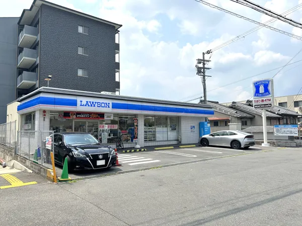 徒歩2分。