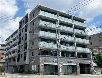 パラドール西院四条通マークス 外観