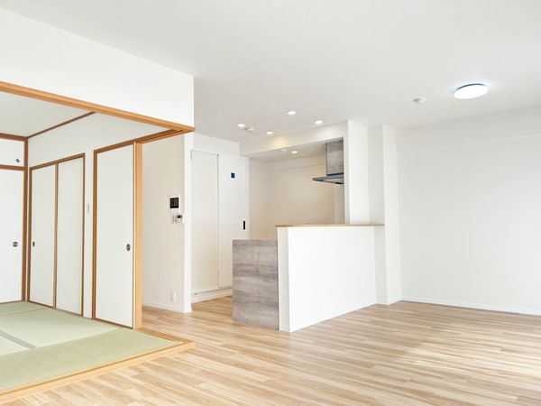 サンシティ西京極 1番館 リビング サンシティ西京極 1番館 リビング