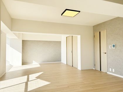 嵐山ロイアルハイツ 3号棟 リビング 嵐山ロイアルハイツ 3号棟 リビング