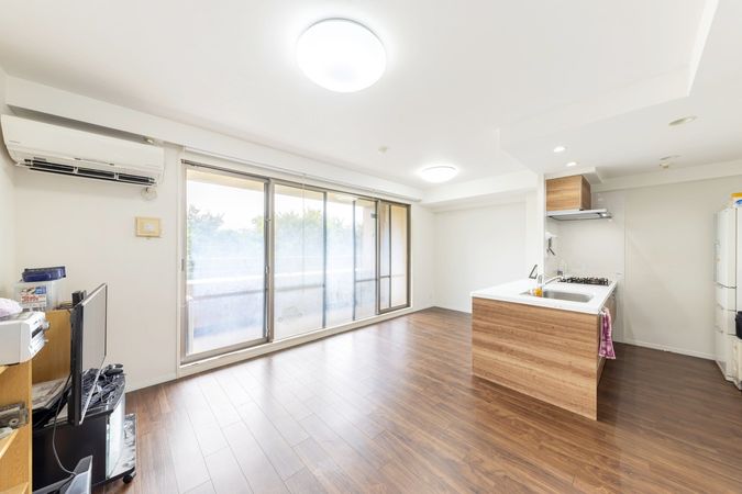 ネバーランド西京極 リビング ネバーランド西京極 リビング