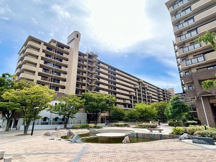 ファミールガーデン二条駅前 南棟 外観