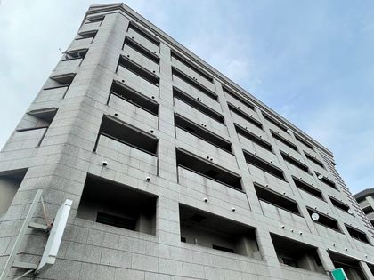 デルフィ西大路 外観