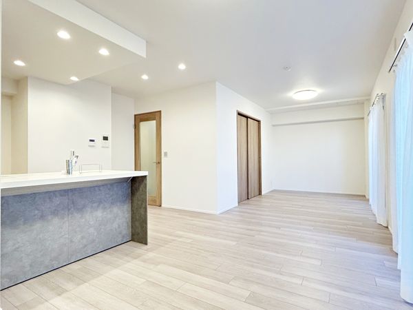 リソシエヴァリエ西院 リビング リビング