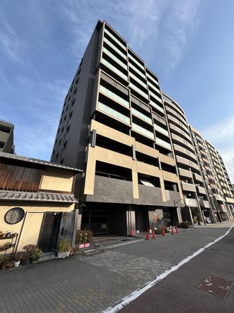 リソシエ四条クロスコート 外観