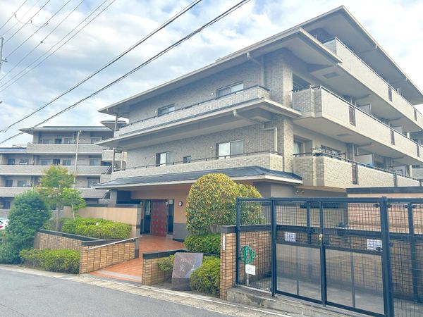 グランコート嵐山 外観