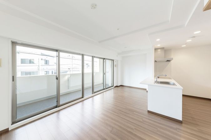 プレサンスロジェ太秦天神川駅前 リビング