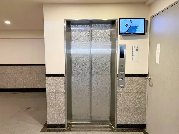 エレベーター