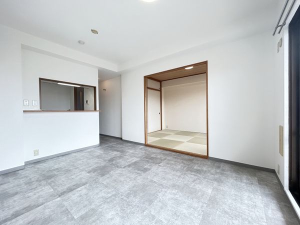 サンシティ西京極 1番館 リビング