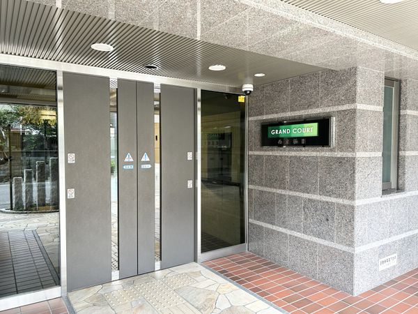 グラン・コート西京極Ⅱ エントランス グラン・コート西京極Ⅱ エントランス