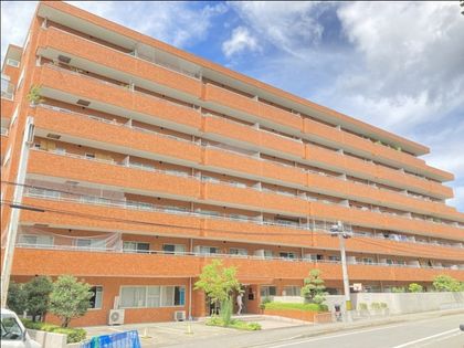 ハイラーク西京極 外観