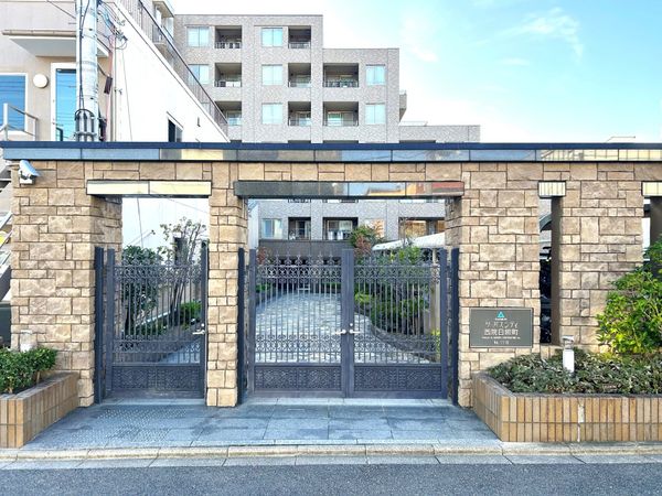 サーパスシティ西院日照町 エントランス サーパスシティ西院日照町 エントランス