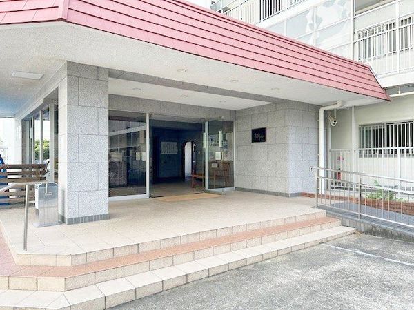 桂川ハイツ 3号館 エントランス 桂川ハイツ 3号館 エントランス
