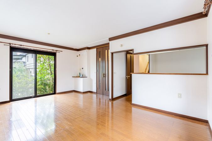 井吹台西町4丁目 戸建 リビング 井吹台西町4丁目 戸建 リビング