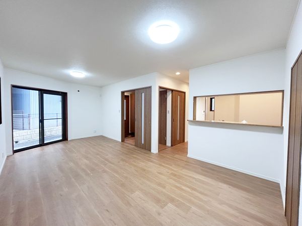 吹田市豊津町 中古戸建 リビング