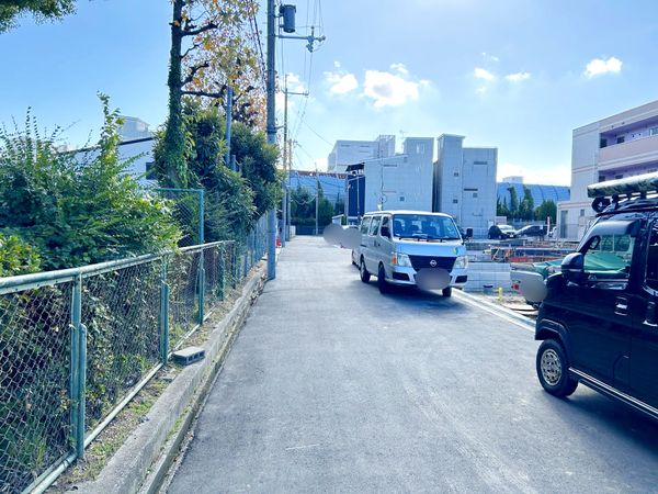 穂積2丁目 新築戸建 5号棟 前面道路含む外観 穂積2丁目 新築戸建 5号棟 前面道路含む外観