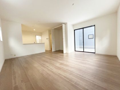 千成町2丁目 新築戸建 2号棟 リビング