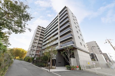 エスリード江坂グランアリーナ 外観