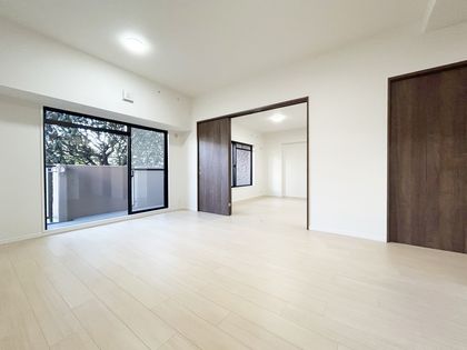 セントポリア北大阪ヴィゾン弐番館 リビング