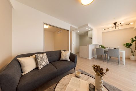 プラウド江坂サウスマーク リビング